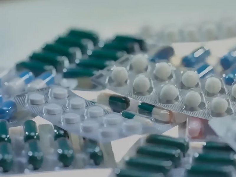 gửi thuốc tây đi Úc