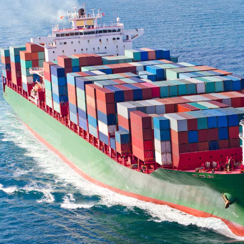 Vận chuyển hàng hóa bằng đường biển