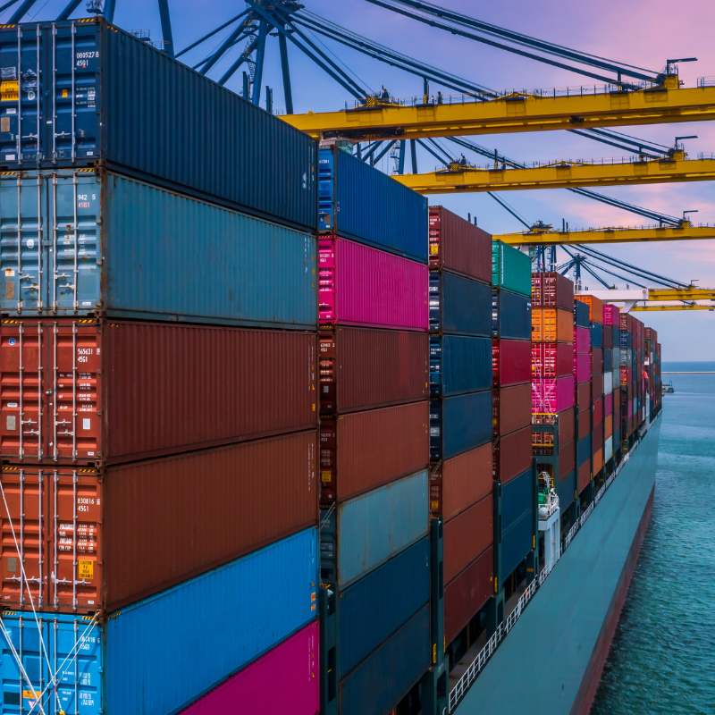 Các container hàng hóa xuất khẩu