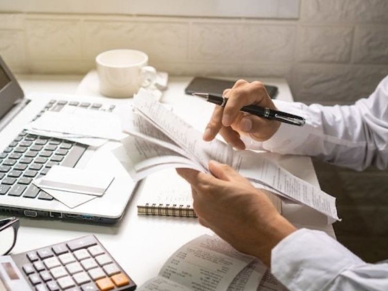 Giấy tờ xuất nhập khẩu