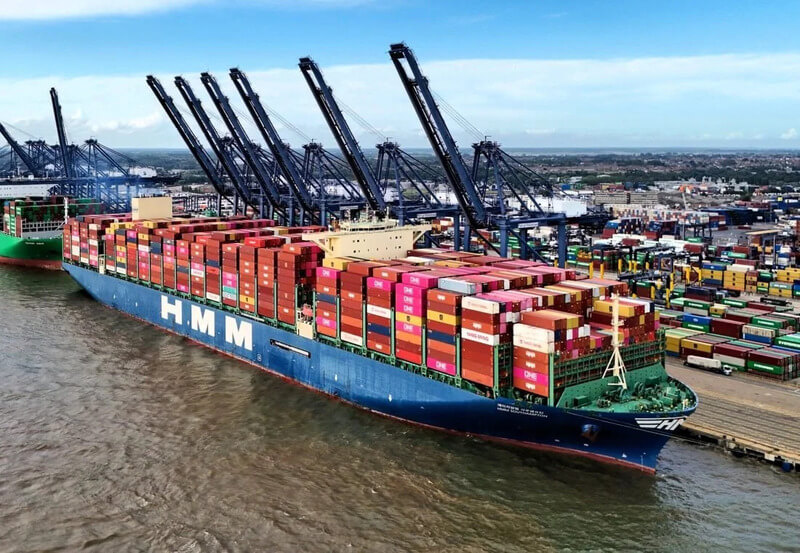 Cảng Felixstowe ở Anh